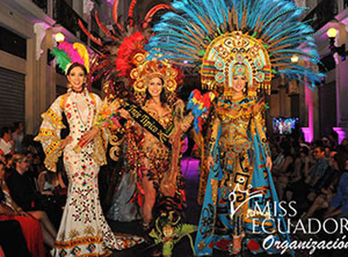 National costumes for Miss Ecuador 2016 from left : 2nd place For Miss international 2016; Middle: 1st place selection for Miss Universe 2016; 3rd place for Miss Supranational 2016