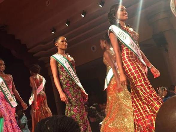 Miss Nigeria 2015 delegates on stage