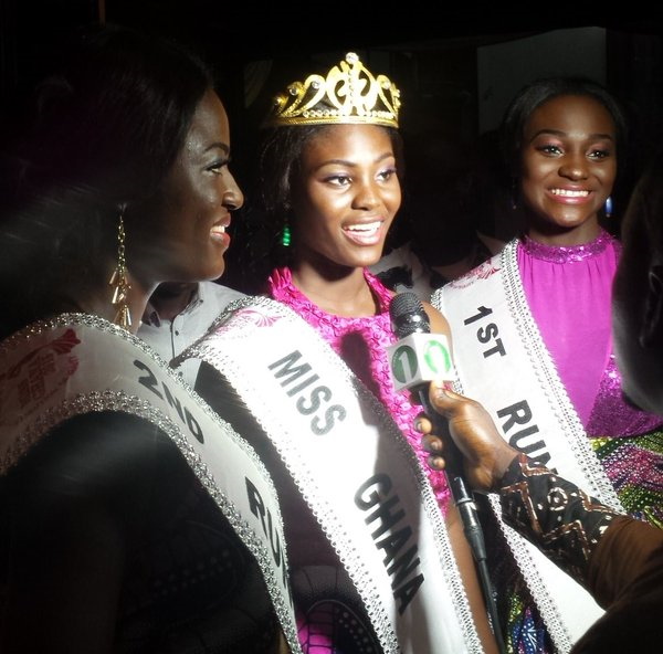 Antoinette Delali Kemavor, winner Miss Ghana 2015 flanked by her runners up Rebecca Asamoah and Afua Asieduwaa Akorfa